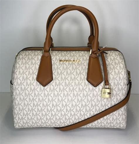 hayes michael kors vanilla bag|Michael Kors Bau Hayes Duffle Bag Large .